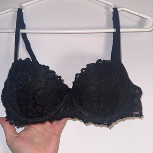 Victoria’s Secret ‘PINK’ Lace Push Up Bra